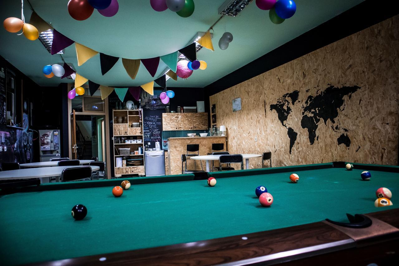 Hostel Самобор Экстерьер фото